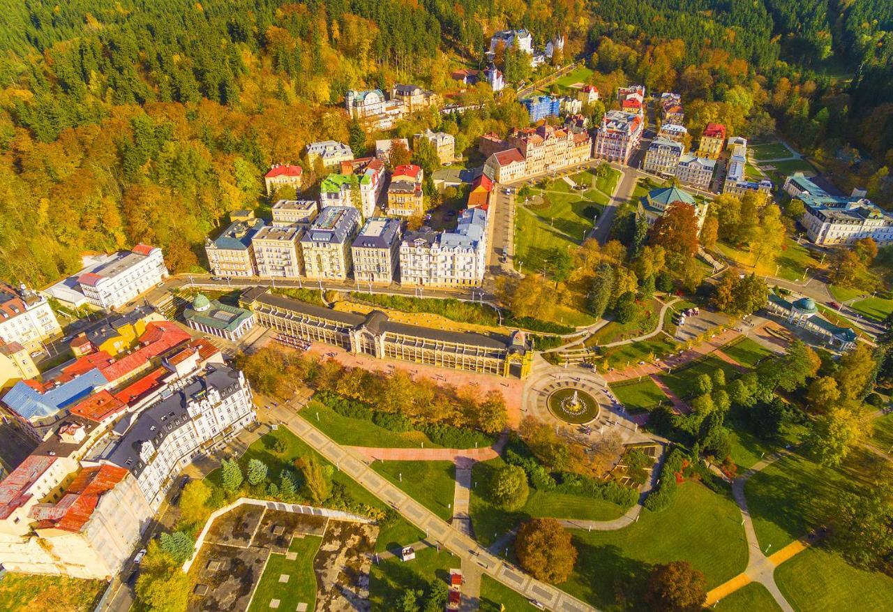 Hotel Westend Marianske Lazne Exterior photo