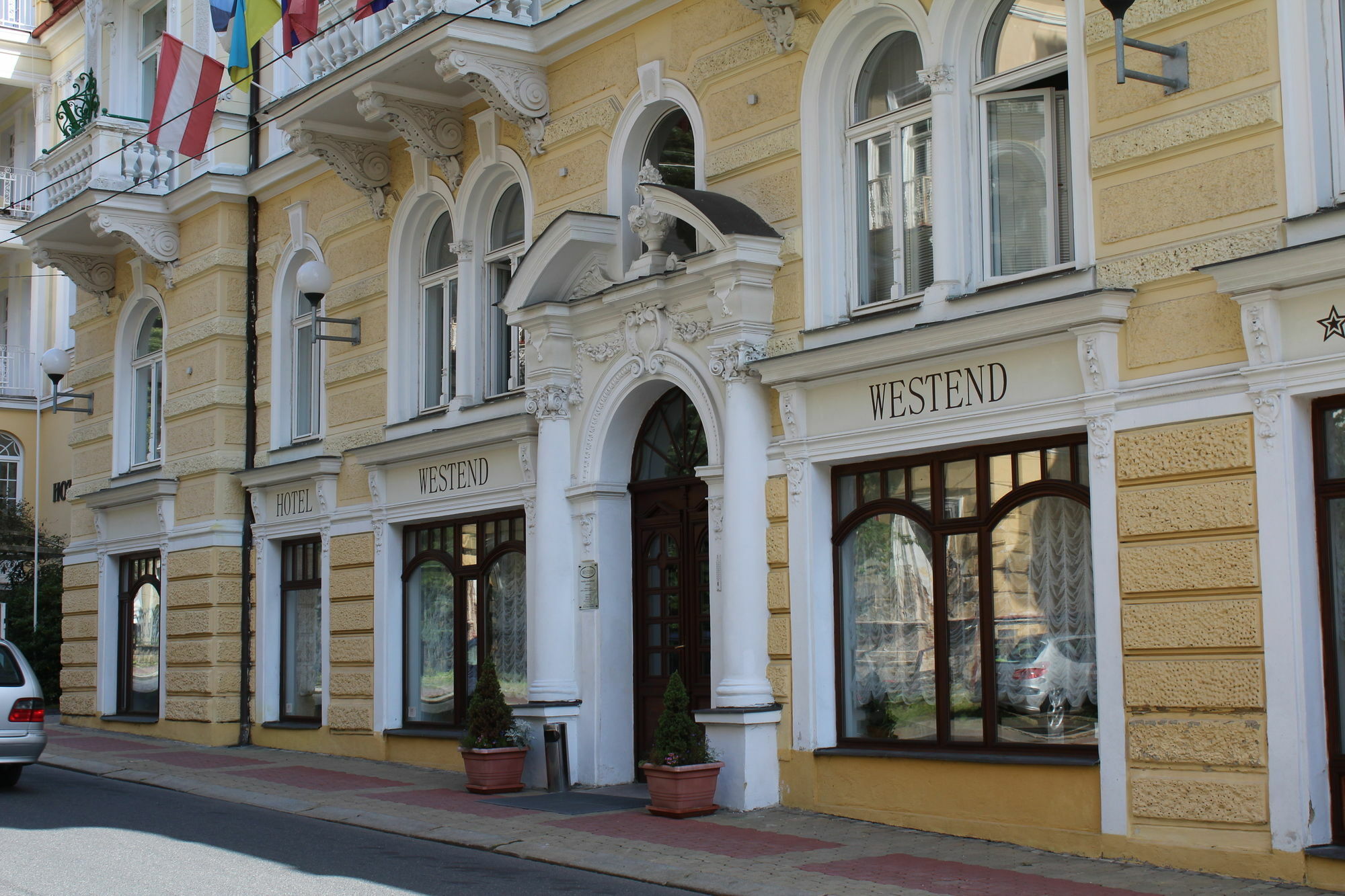 Hotel Westend Marianske Lazne Exterior photo